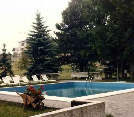 Hotel Due Pini Baselga di Pine Exterior photo
