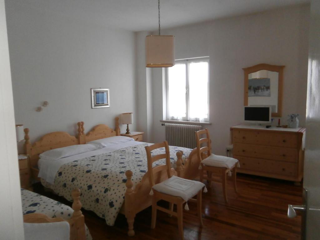 Hotel Due Pini Baselga di Pine Room photo